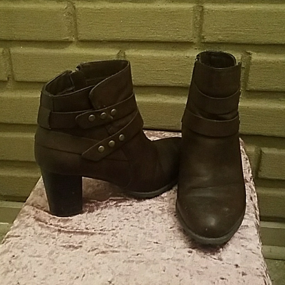 Ankle boots
